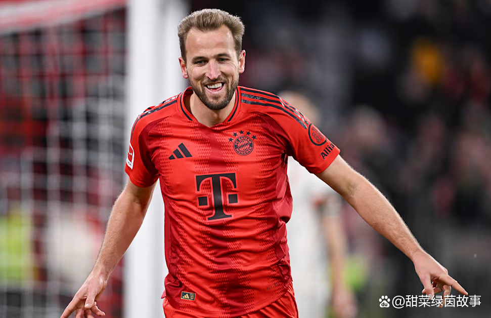 关于拜仁慕尼黑再度胜门兴格拉德巴赫，领跑榜首的信息