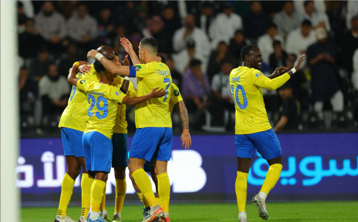 开云官网-包含亚洲杯重磅对决：巴萨迎战C罗，争议判罚的词条