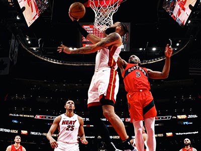 开云体育-步行者碾压马刺，莫里斯送出助攻