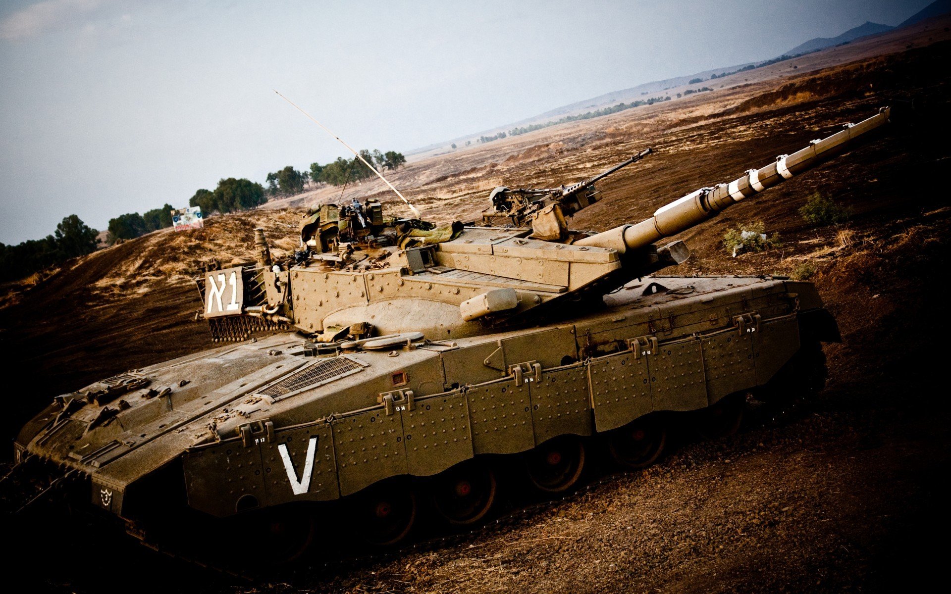 库尔图瓦神扑定乾坤，马里逆境翻盘牙买加