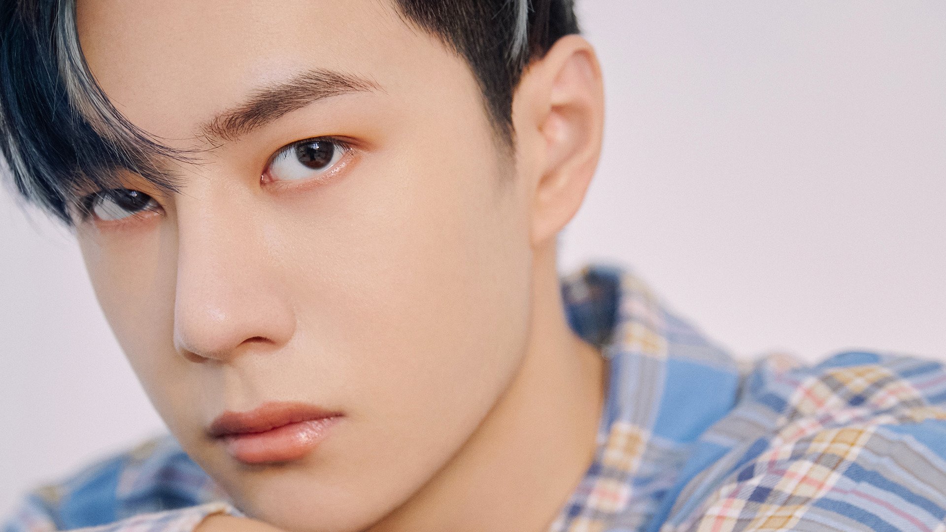 从罪人到英雄，萨卡用92分钟完成自我救赎，末节惊世接管引爆温布利