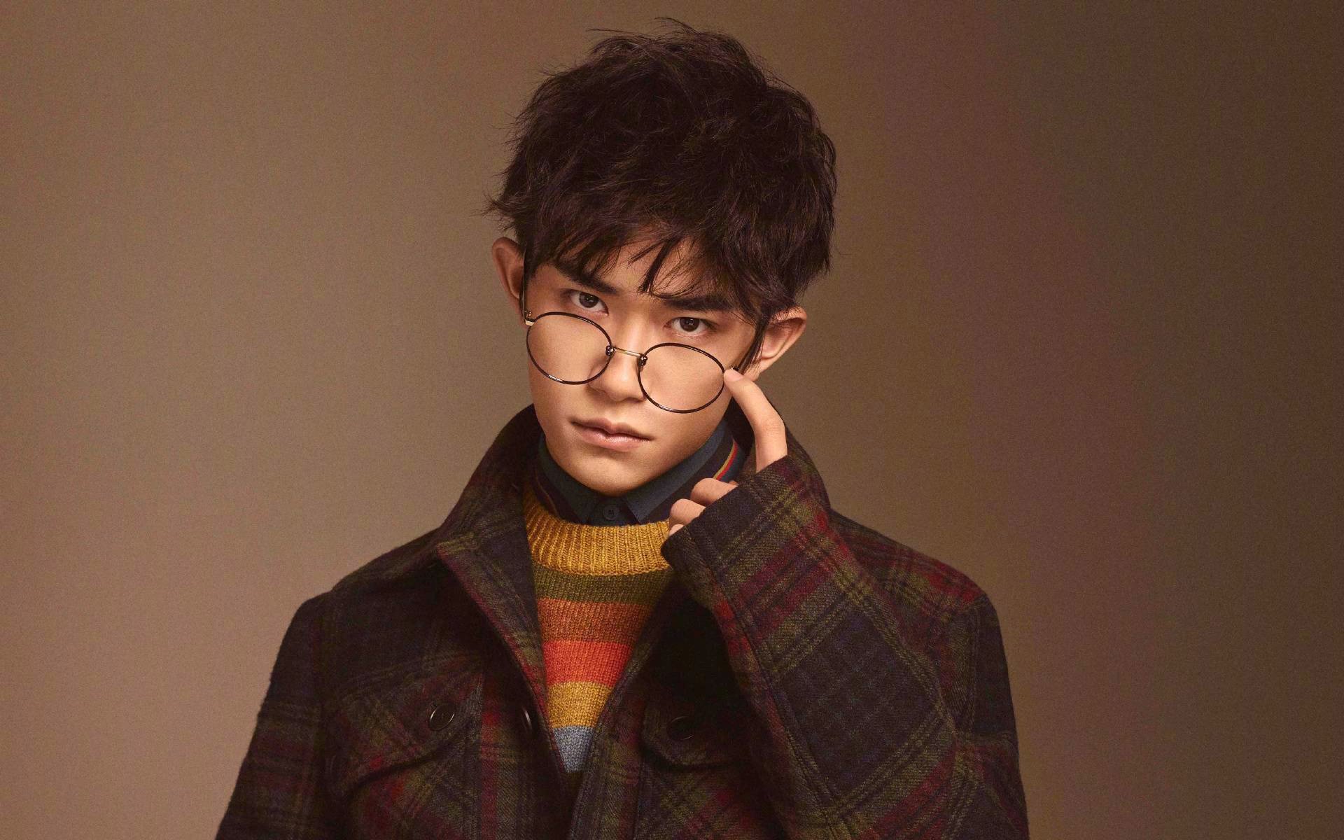 开云体育下载-双线狂飙，三狮军团稳舵突围，阿尔瓦雷斯极限超车诠释掌控真谛