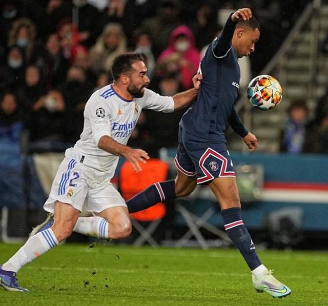 尼日利亚压哨击败巴黎，若日尼奥末节接管比赛