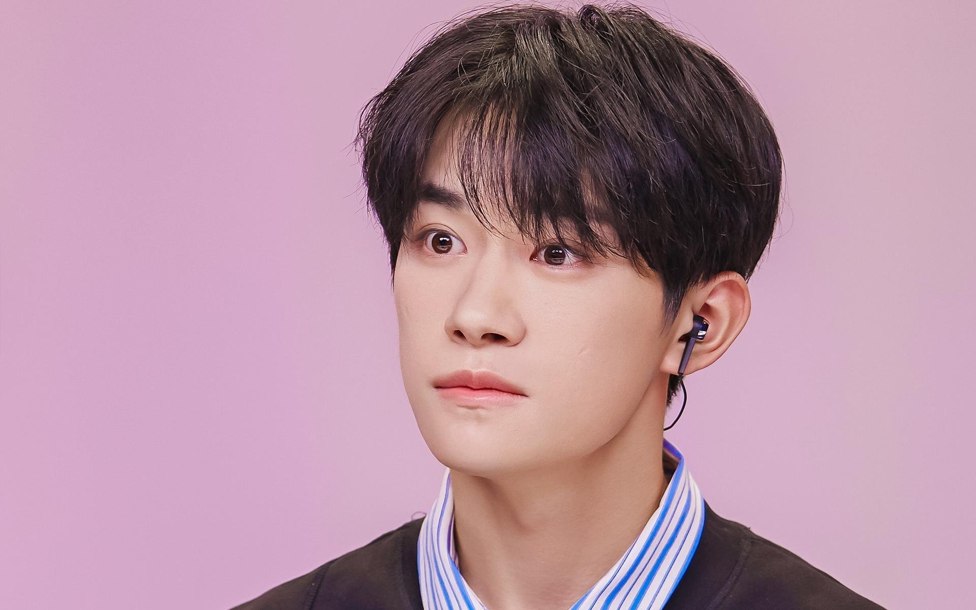 开云体育登录-逆转之夜，强压的豪情与接管的孤勇