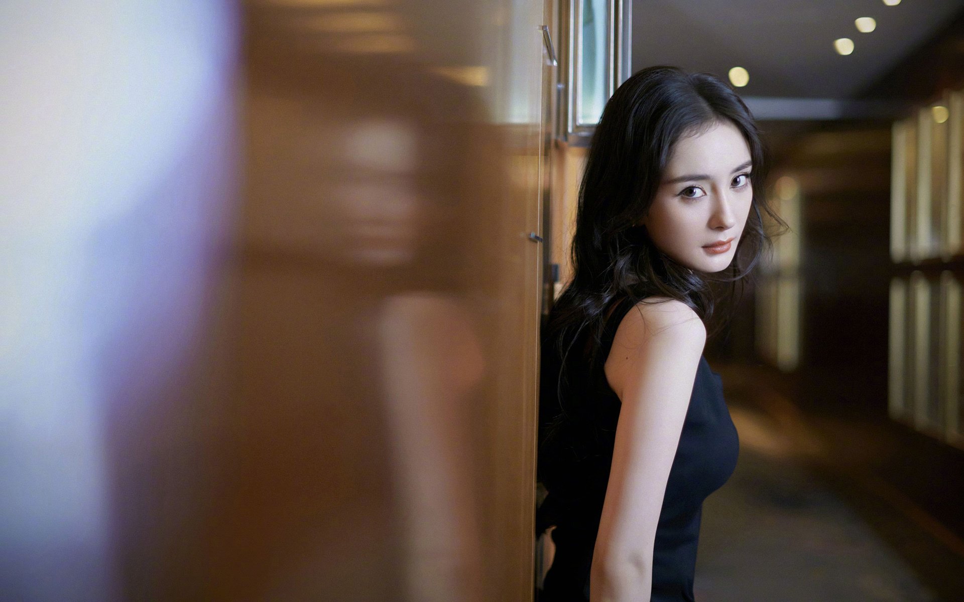 开云体育中国-极速撕裂之夜，当F1红线区遇上无解进攻